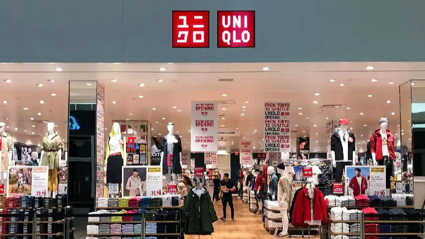  优衣库回应“镜子有滤镜”