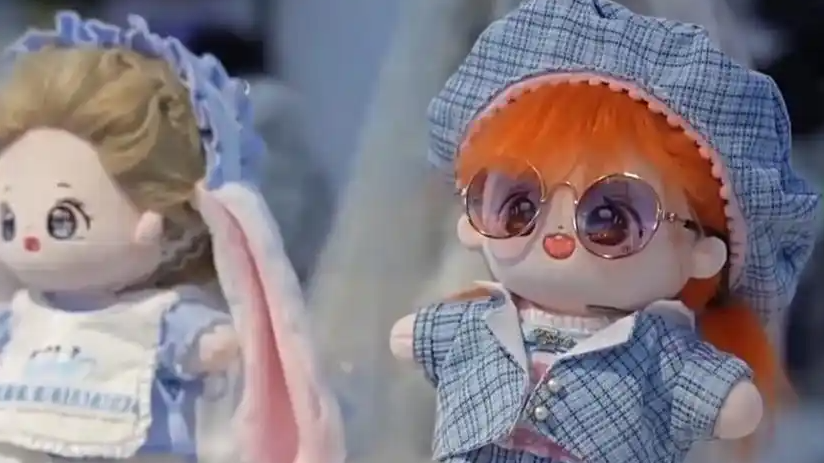 “娃衣”穿搭成潮玩标配 热销海外