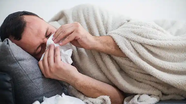 男子流感后乱吃药致严重肝损伤