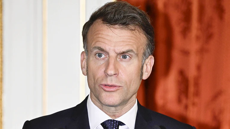  马克龙“暗批”特朗普