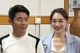   李小冉凡尔赛堪比撒贝宁“北大还行” 缩略图