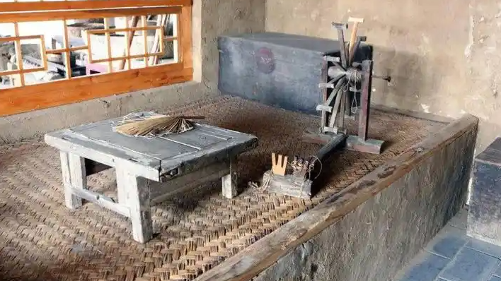 倡议村民自觉停用土炕 不能一封了之