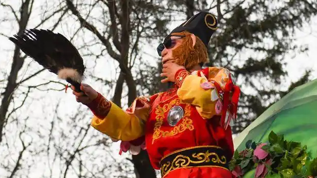 雪饼猴带400只小猴燃爆东北超