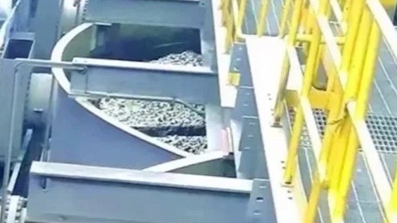 殡仪馆：网传溺亡学生遗体损坏不实