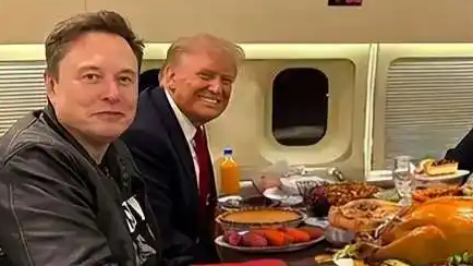 特朗普马斯克共进感恩节晚餐