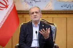   伊朗总统连发数问怒斥美国 缩略图