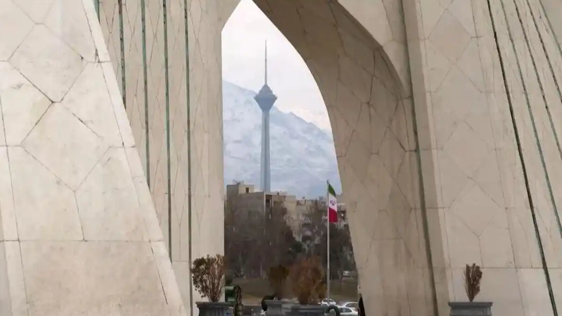  英国从伊朗暂时撤出使馆人员