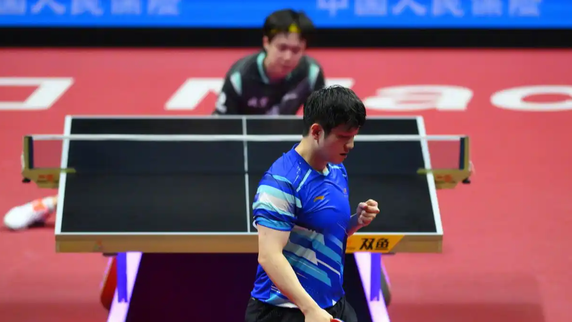 樊振东王楚钦强相持对抗太燃了