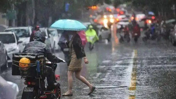 五预警齐发 多地将有大暴雨