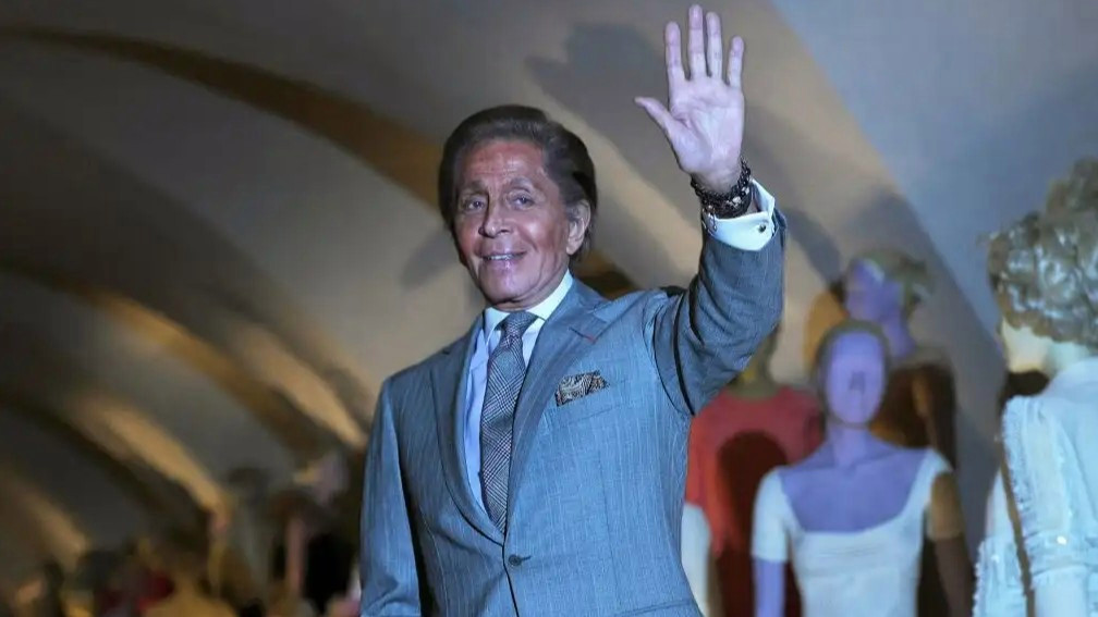 华伦天奴创始人去世