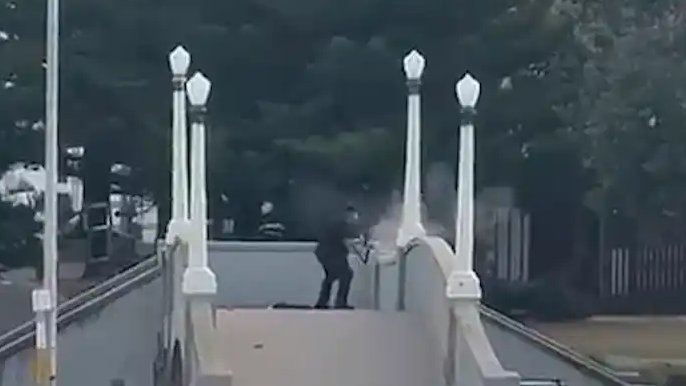 澳洲枪击案枪手被击毙画面曝光