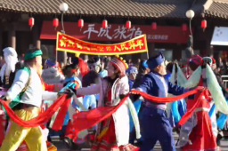   撞开新年好光景 缩略图