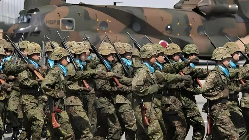 美智库：日推行二战来最野心防务扩张