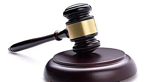 员工节假日嫖娼隐瞒7年被单位辞退