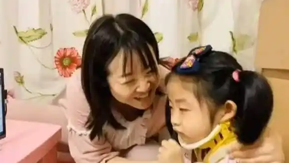  抗癌博主“雨鑫小甜心妈妈”离世