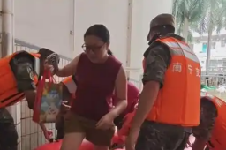 子弟兵投入广西六蓝水库抢险救灾