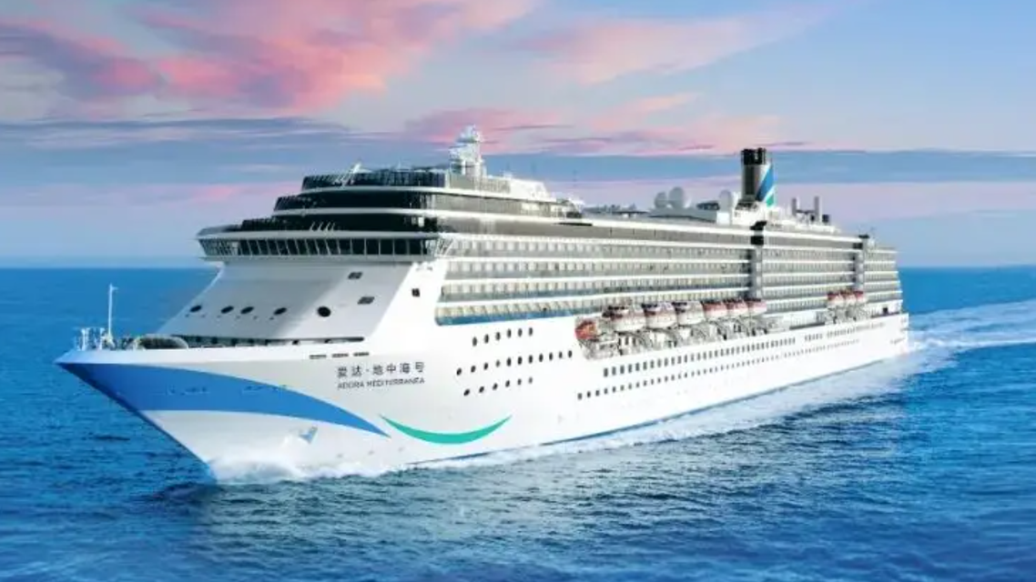 中国邮轮放弃日本靠岸 取消乘客下船