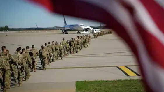 伊朗称已有17个美军基地被摧毁