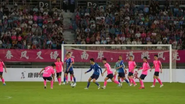 南通3-0镇江 苏超7战全胜