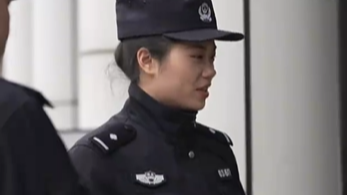 97年女子辞掉高薪工作毅然从警