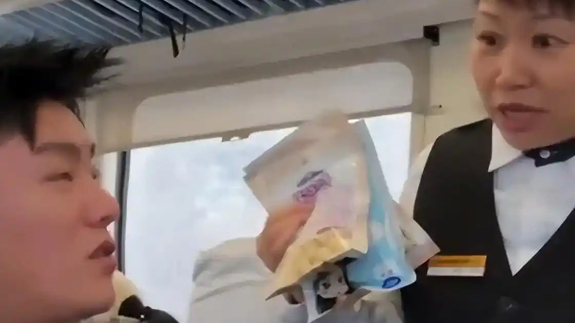 火车提速了 人情味不能淡了