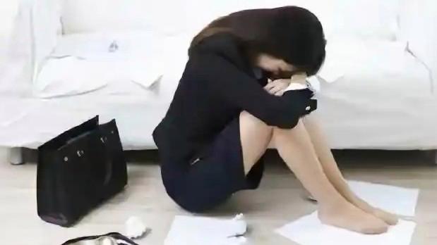 信达证券研究所所长猥亵女下属被刑拘