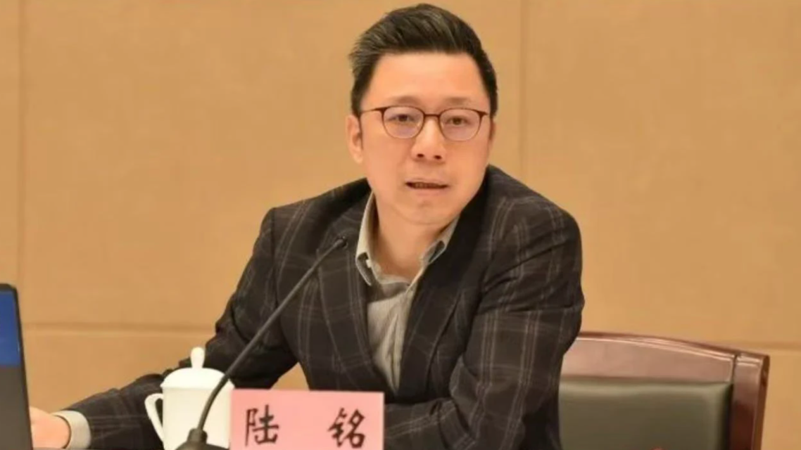  政协委员：停止内卷式加班需国家出手