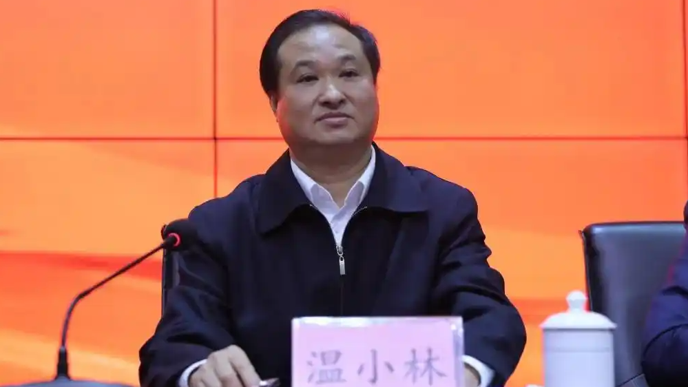 3岁宝宝确认先天体操圣体