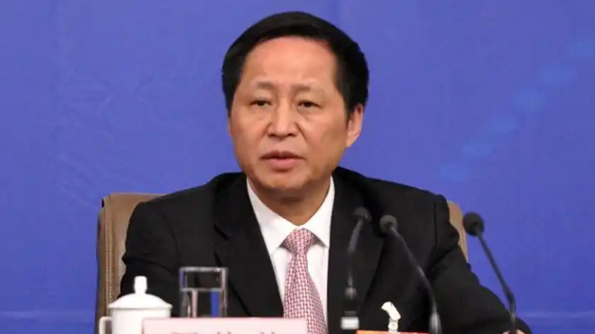  广东省教育厅原厅长罗伟其主动投案