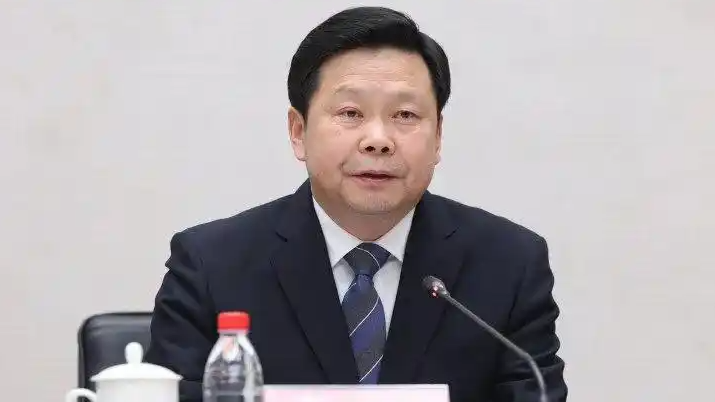 陈新武任重庆市代市长