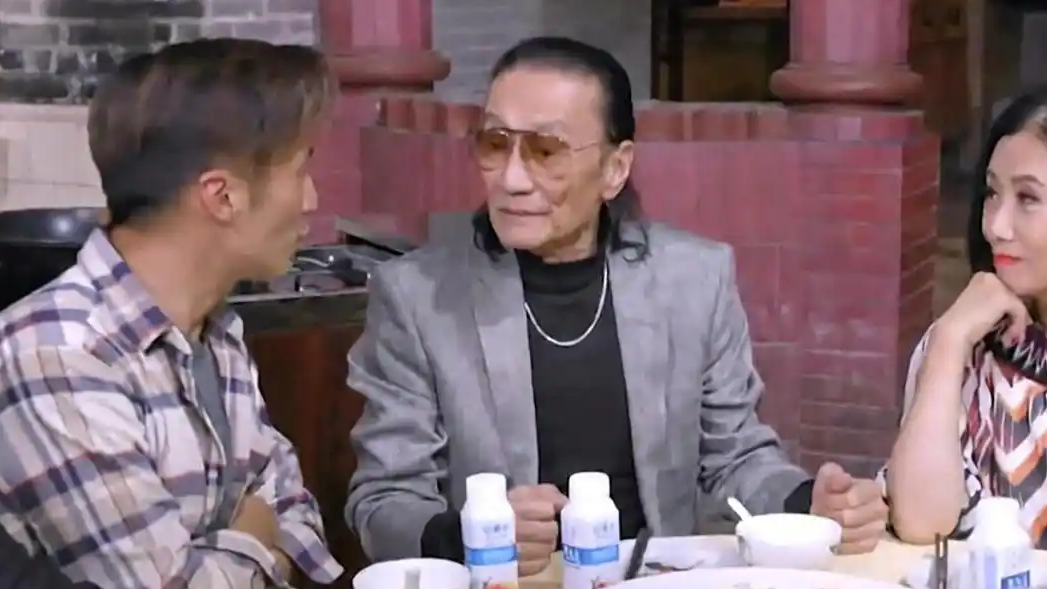  谢贤谢霆锋“父慈子孝”名场面