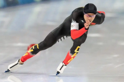   宁忠岩跨过了那座“大山” 缩略图