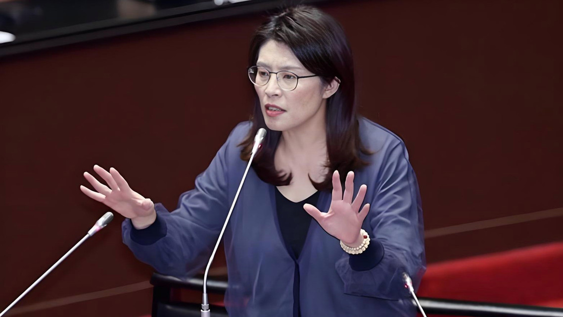 郑丽文赴美行程曝光