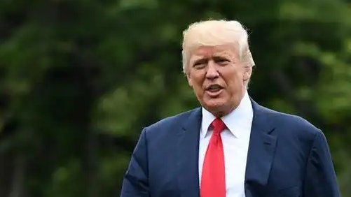  特朗普的这两笔账充满傲慢与算计