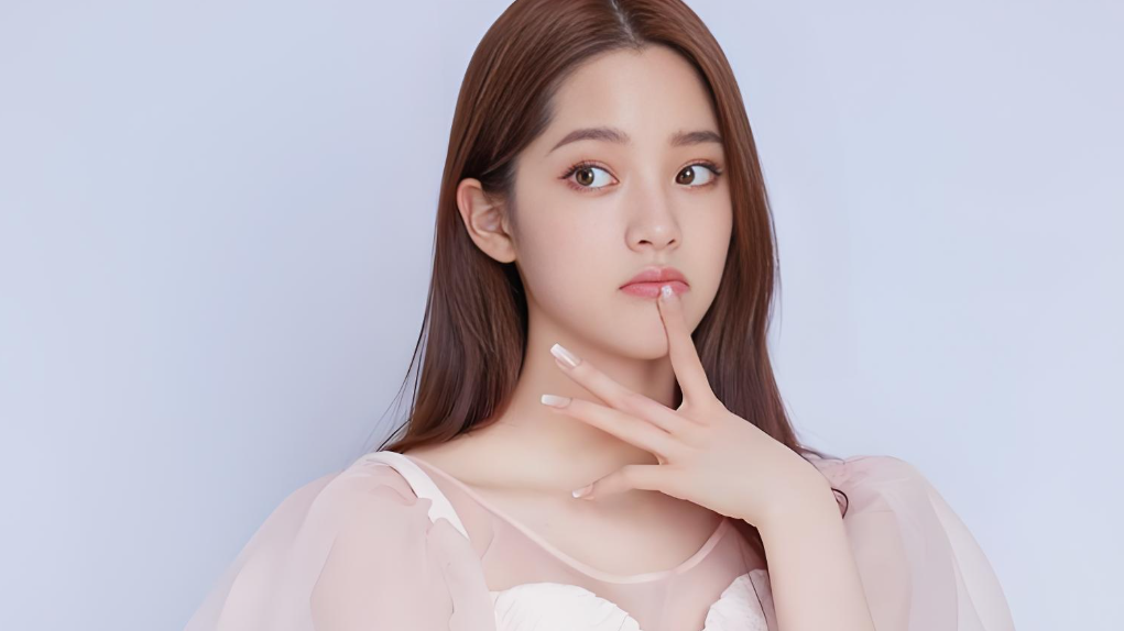  台当局威胁欧阳娜娜等20多名艺人
