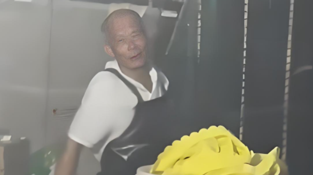 全网最不想火饭店：老板崩溃网友笑翻