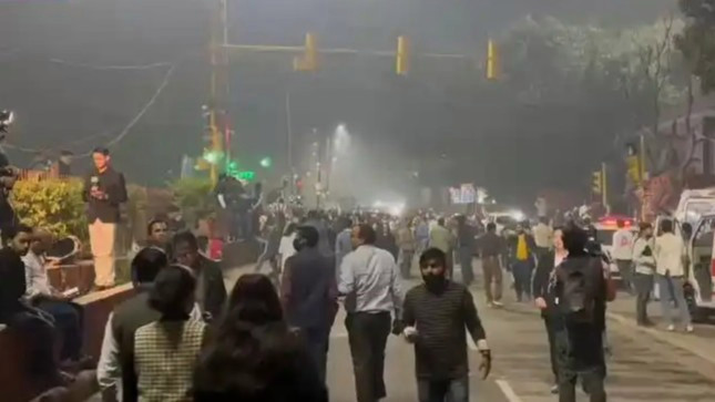 印度首都汽车爆炸已致12死