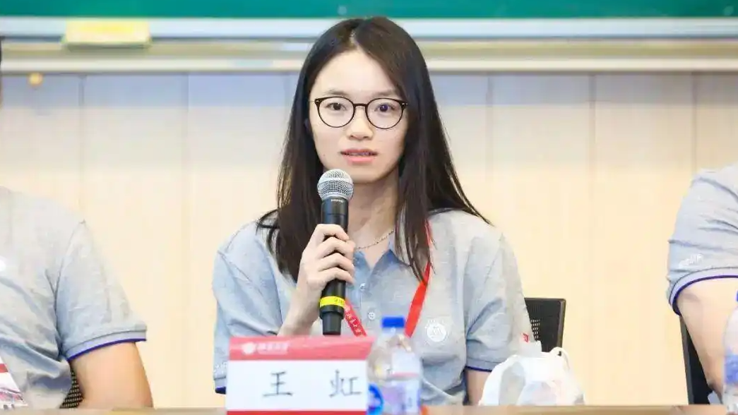 王虹再获大奖