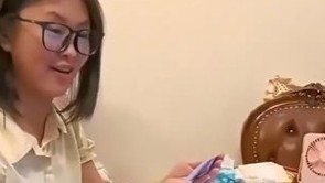  女孩中考查分查到“隐藏款”