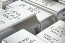 白银首破100美元大关