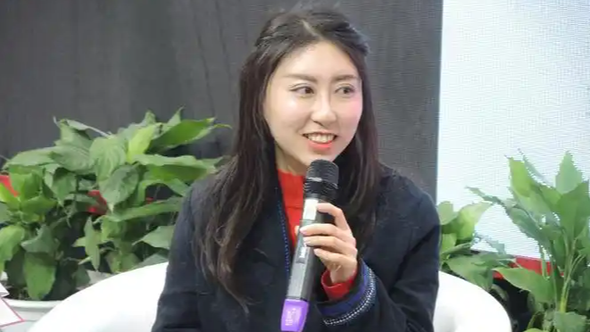 贾浅浅论文把米芾写成米蒂