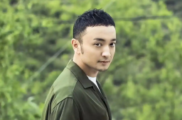   尼格买提晒照片：别染发 缩略图