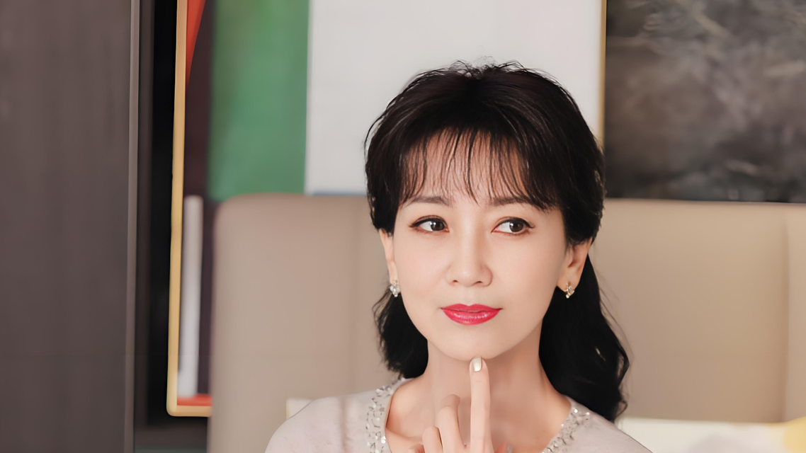 广州白云发生山体滑坡多人被困