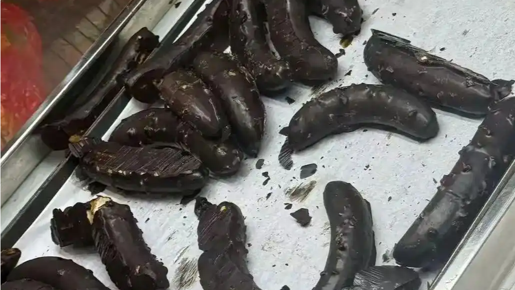 高校食堂的巧克力香蕉被指颜值抽象