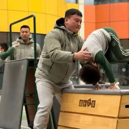  山东一幼儿园硬核体能课走红