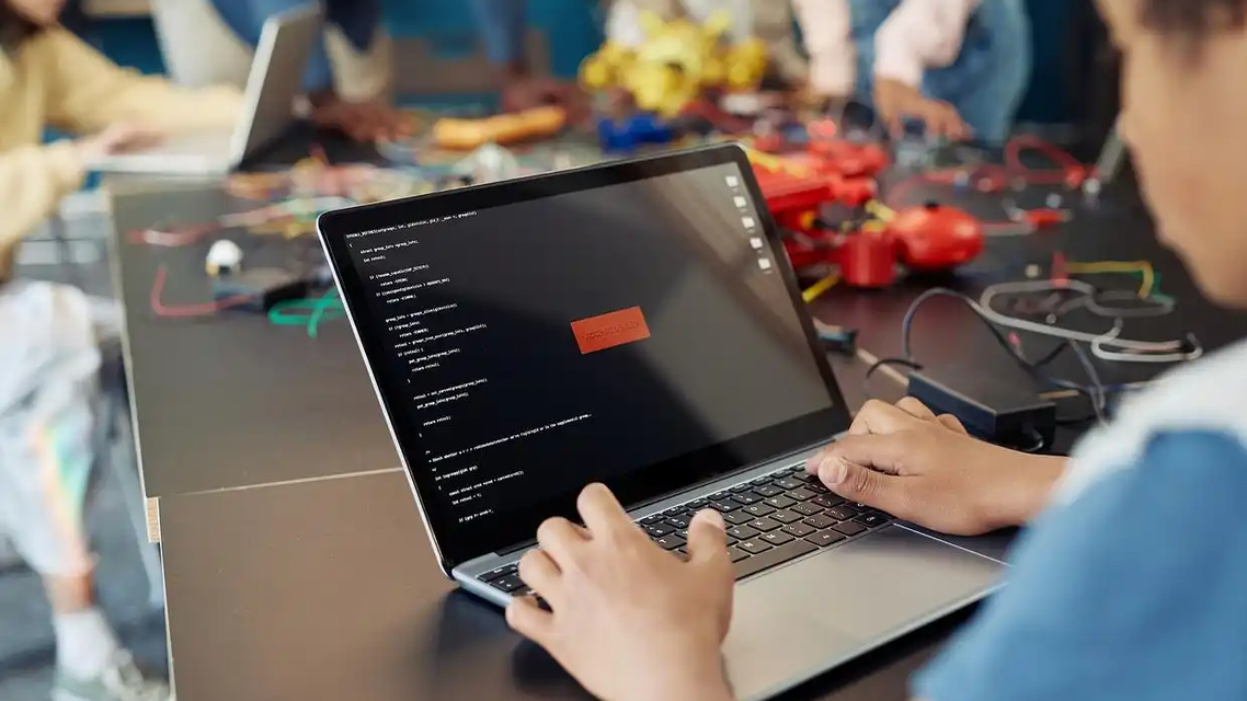  中学生进大厂体验：1个月拿了1.5万