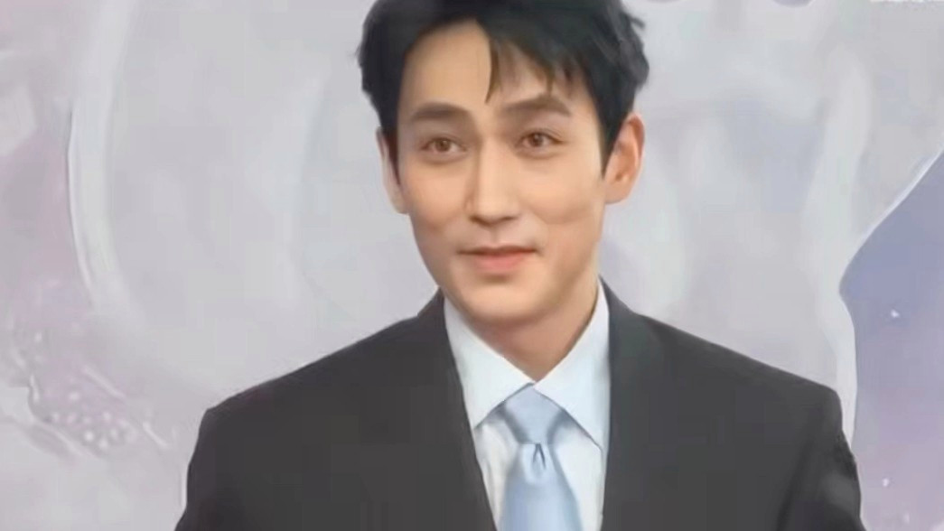  朱一龙的鼻子怎么了