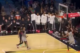   尼克斯逆转马刺 首夺NBA杯冠军 缩略图