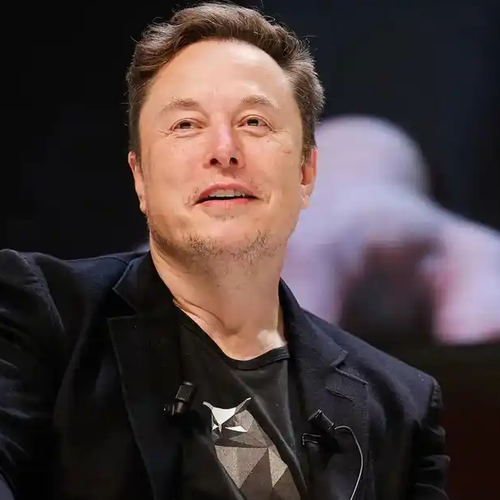 马斯克点赞小鹏机器人