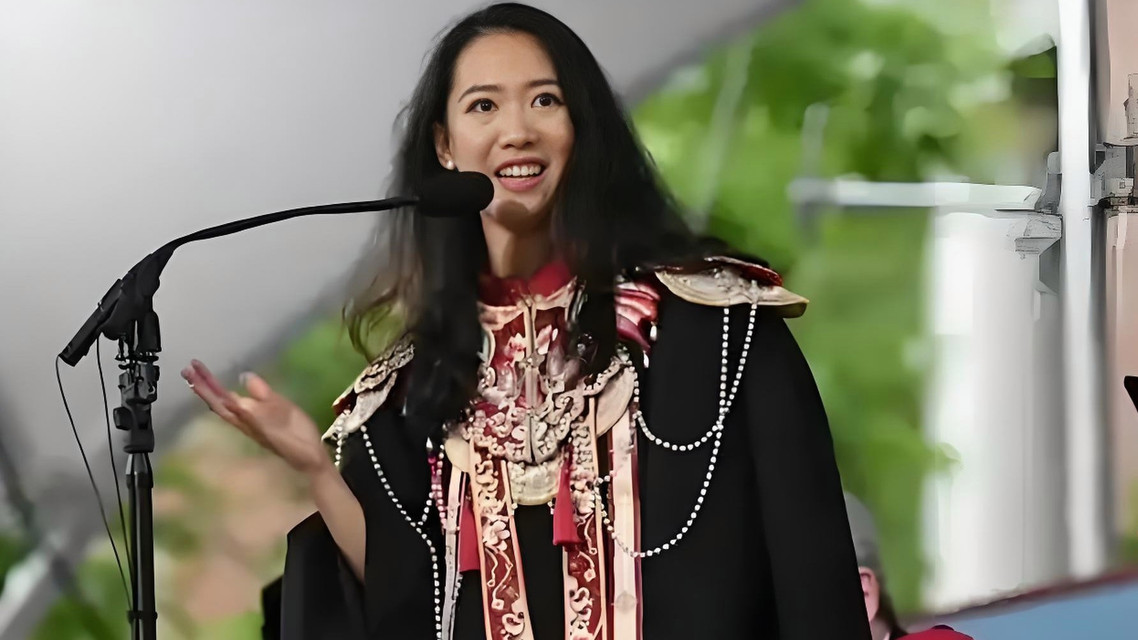  哈佛演讲女生：没有任何海外国家绿卡